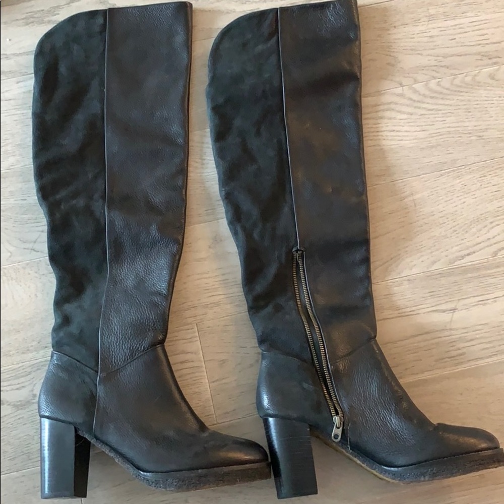 Beautiful over the knee black leather boots